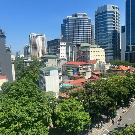 Eco Nest Hotel & Apartment ハノイ市 エクステリア 写真