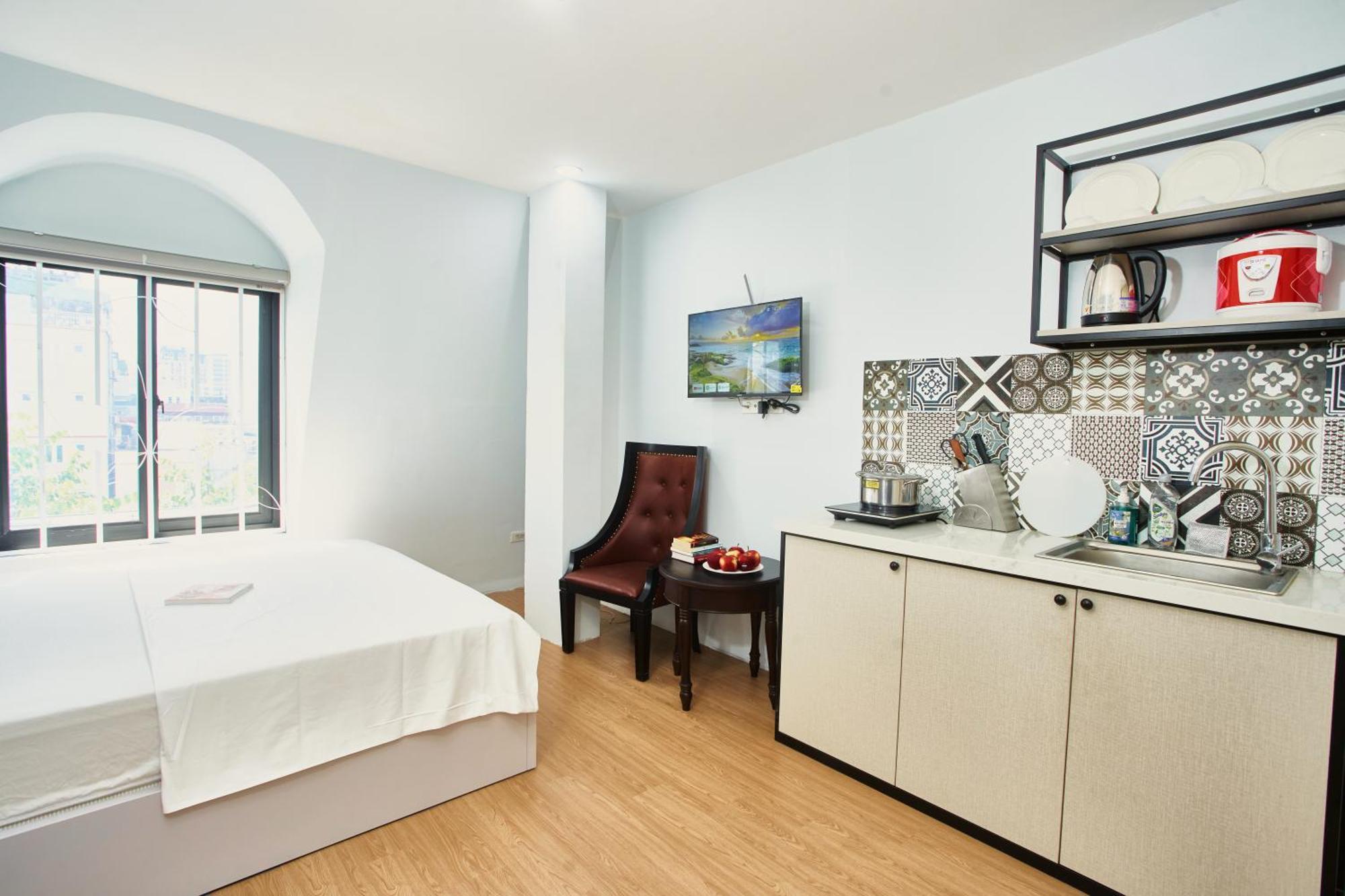 Eco Nest Hotel & Apartment ハノイ市 エクステリア 写真